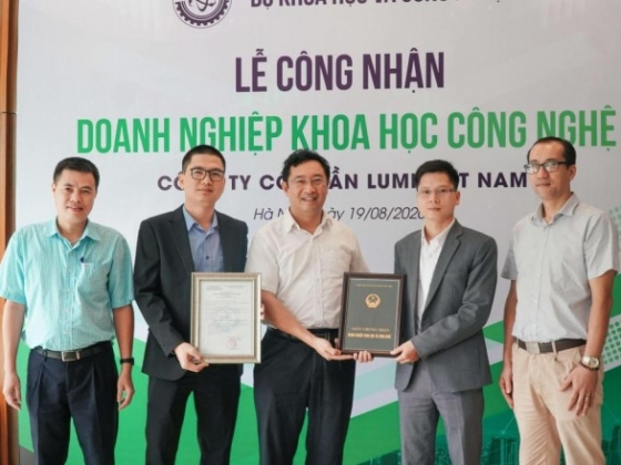 Nhà thông minh Lumi tự hào đón nhận “Chứng nhận Doanh nghiệp Khoa học Công nghệ”